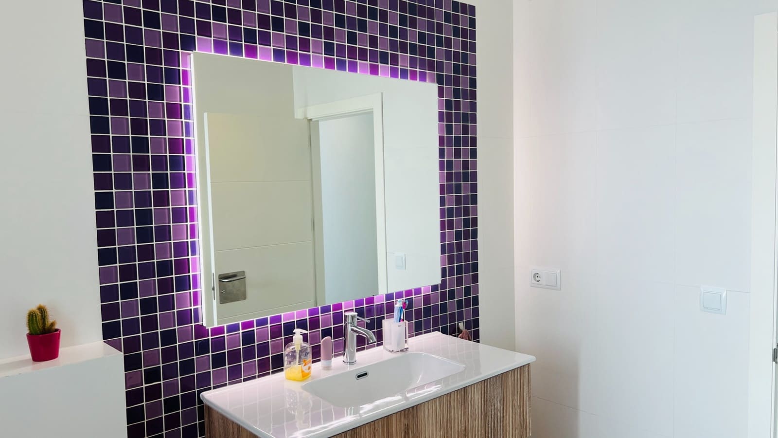 4 soveværelse Villa til salg i Moraira med swimmingpool - € 1.650.000 (Ref: 8769556)