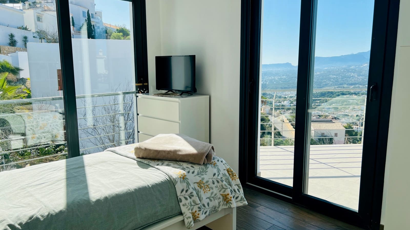 4 soveværelse Villa til salg i Moraira med swimmingpool - € 1.650.000 (Ref: 8769556)