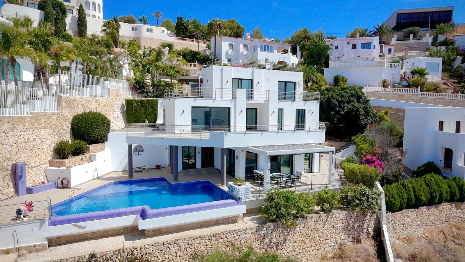 4 soveværelse Villa til salg i Moraira med swimmingpool - € 1.650.000 (Ref: 8769556)