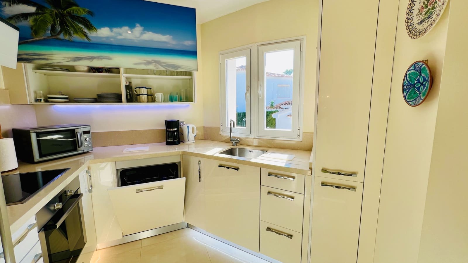 2 soveværelse Lejlighed til salg i Moraira med swimmingpool - € 329.000 (Ref: 8796620)