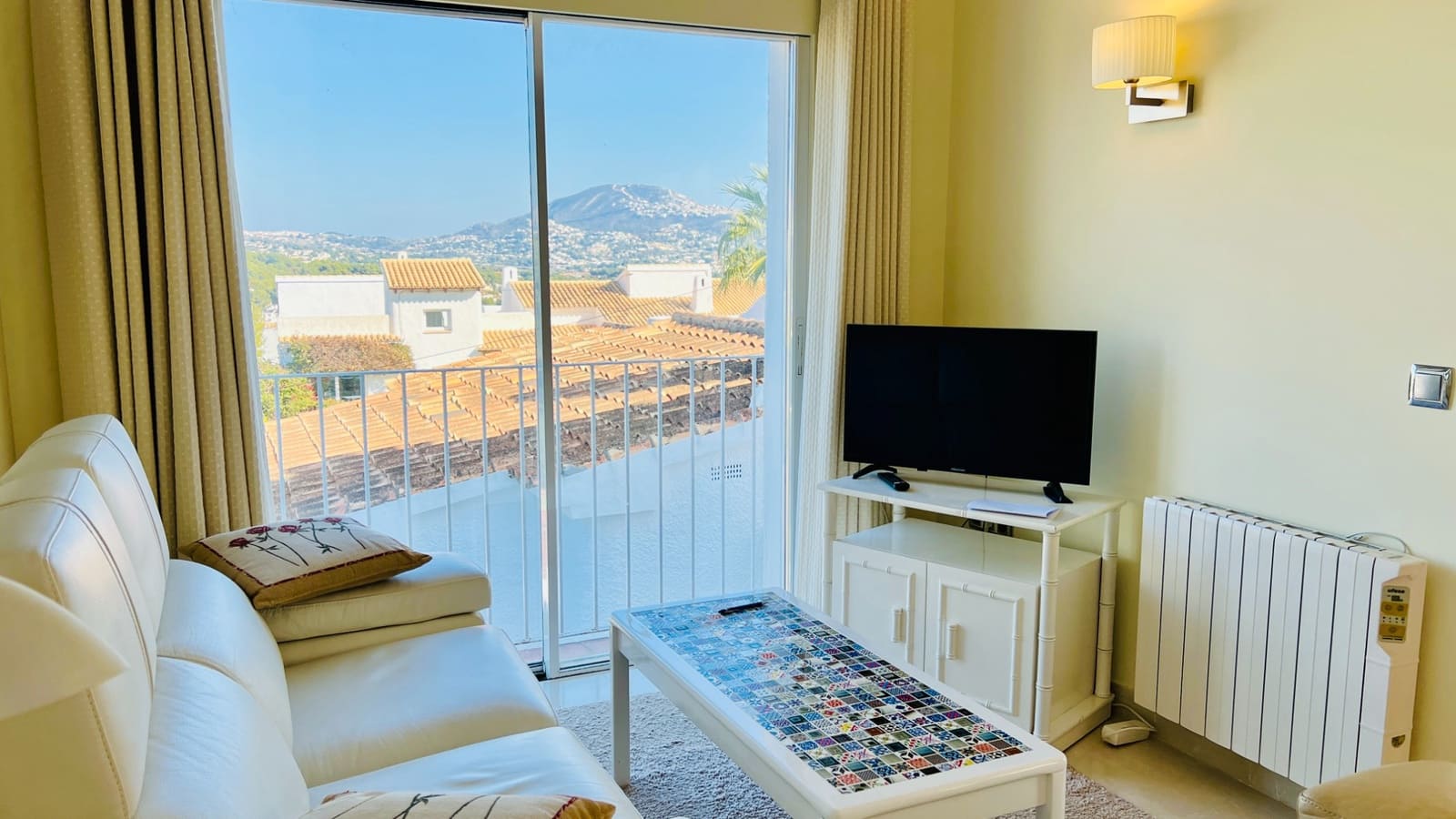 2 soveværelse Lejlighed til salg i Moraira med swimmingpool - € 329.000 (Ref: 8796620)
