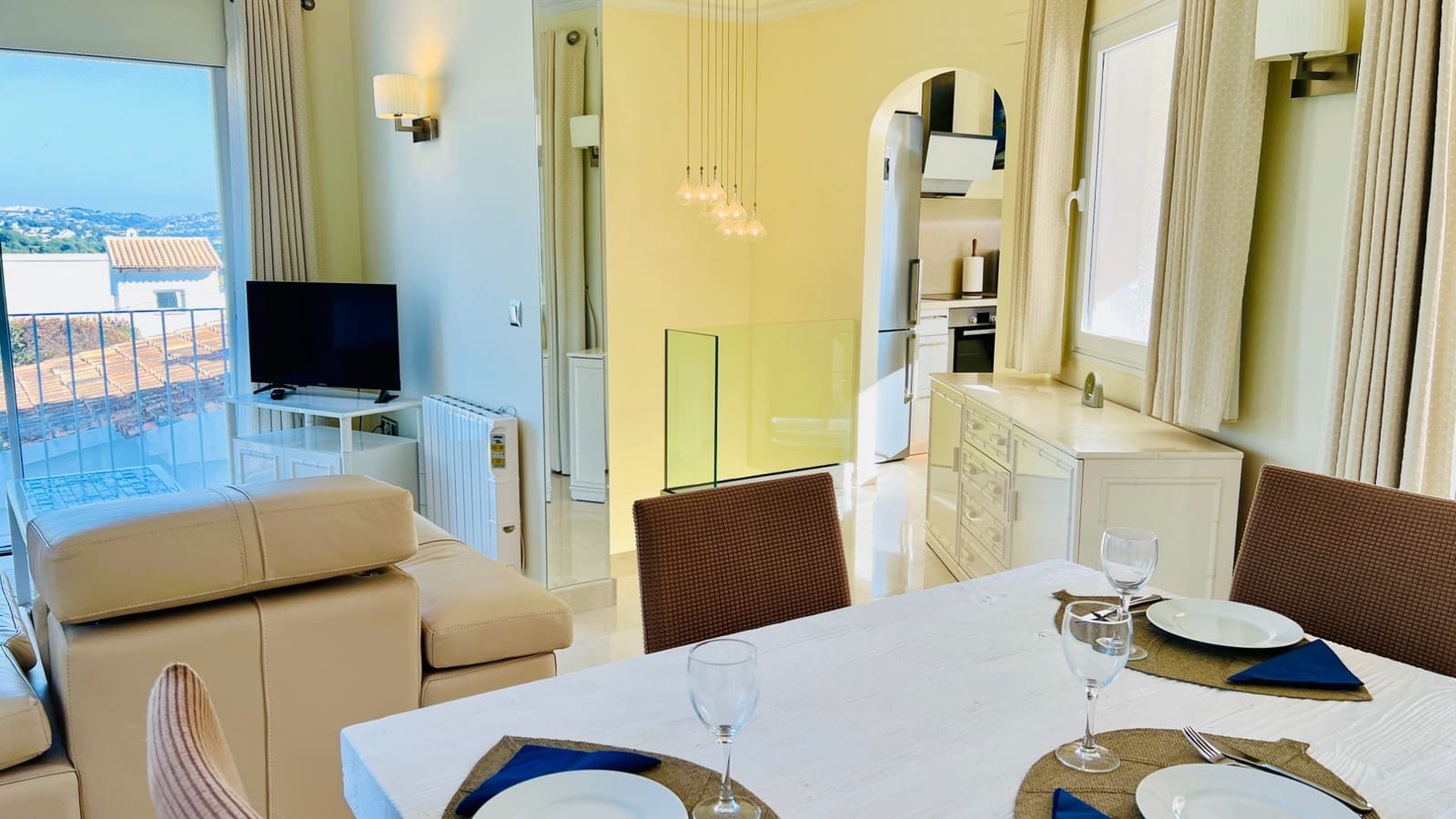 2 soveværelse Lejlighed til salg i Moraira med swimmingpool - € 329.000 (Ref: 8796620)