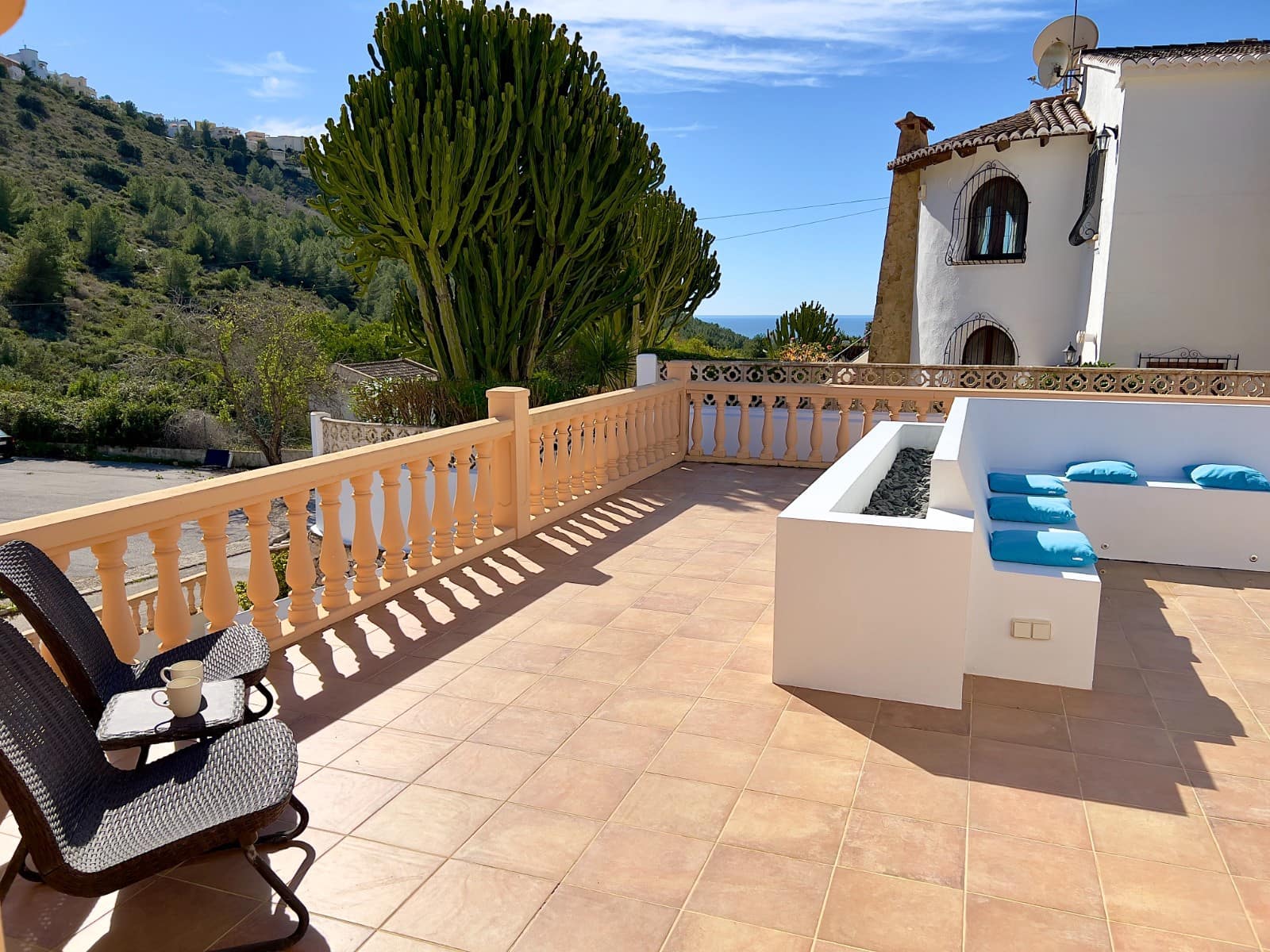 4 bedroom Villa for sale in Benitachell / Benitatxell with pool - € 635,000 (Ref: 8840329)