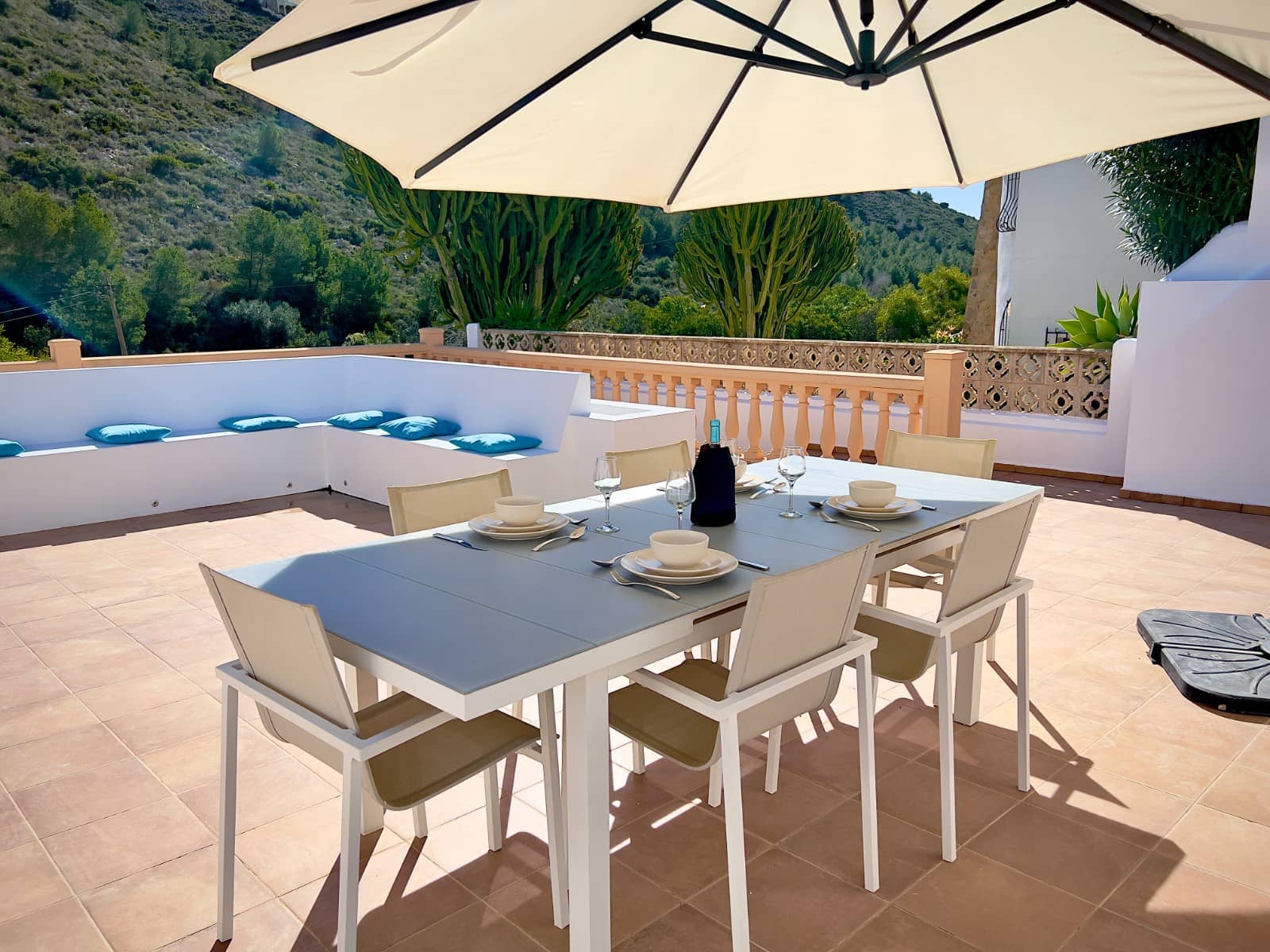 4 bedroom Villa for sale in Benitachell / Benitatxell with pool - € 635,000 (Ref: 8840329)