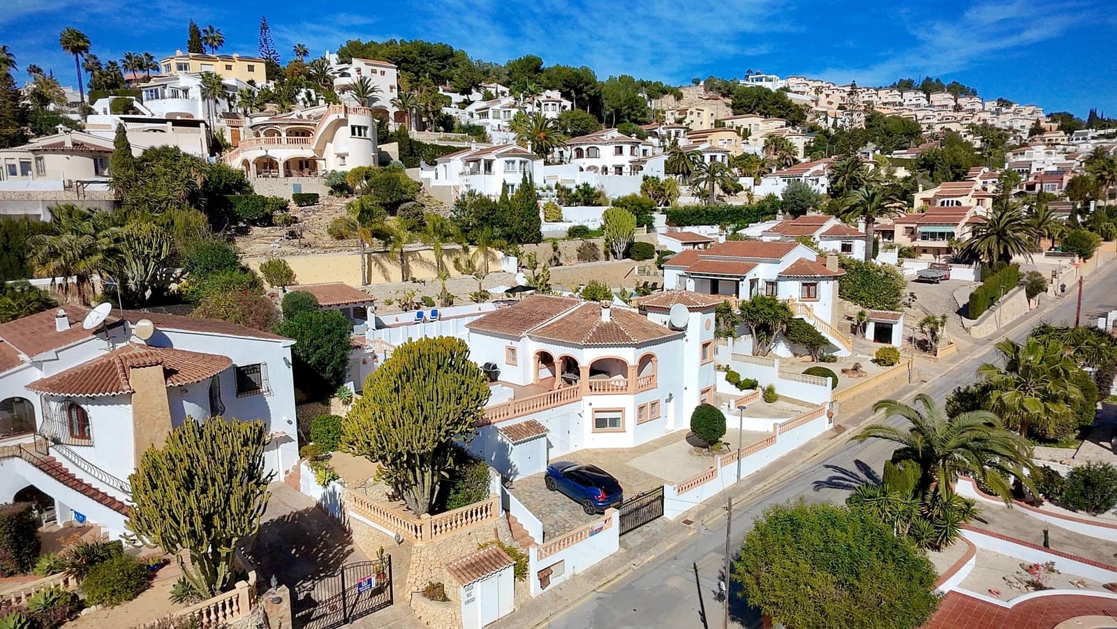 4 bedroom Villa for sale in Benitachell / Benitatxell with pool - € 635,000 (Ref: 8840329)