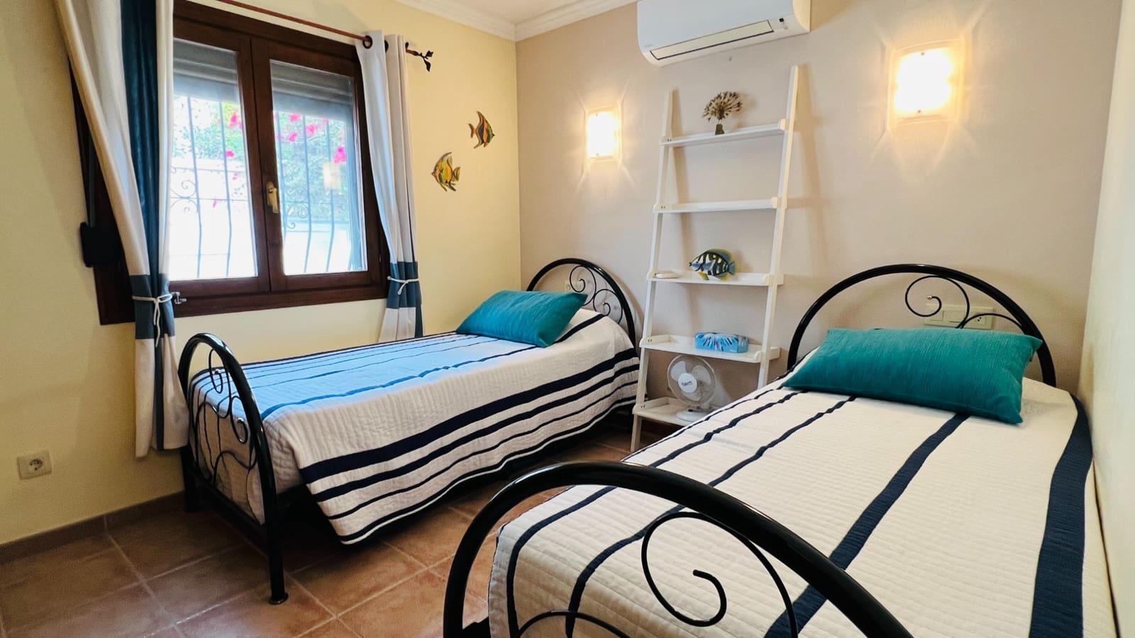 4 Zimmer Villa zu verkaufen in Benitachell / Benitatxell mit Pool Garage - 665.000 € (Ref: 8927035)