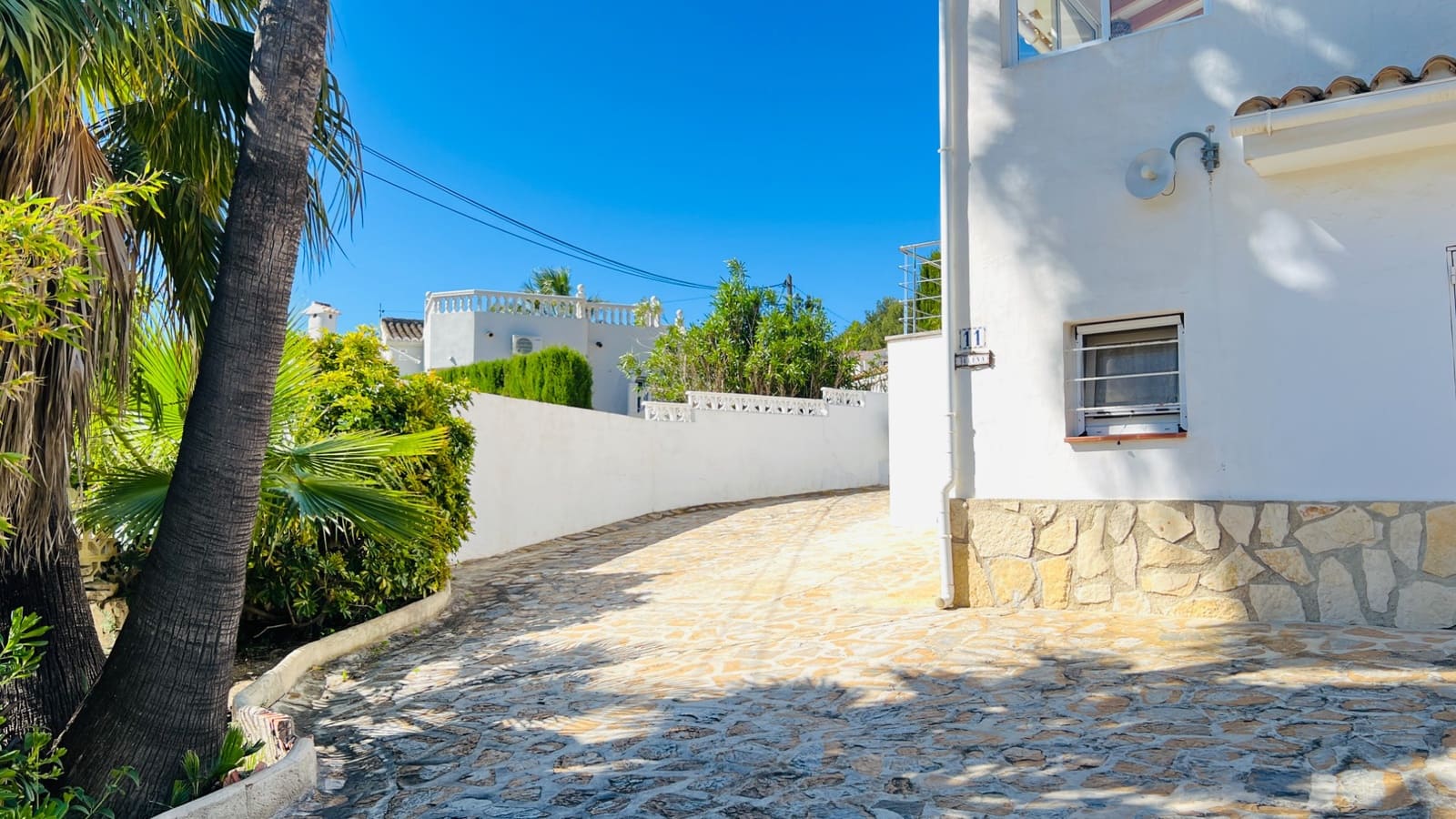 4 sovrum Villa till salu i Moraira med pool - 845 000 € (Ref: 8939131)