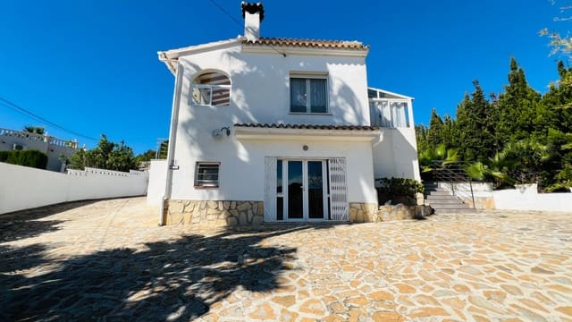 4 slaapkamer Villa te koop in Pinar del Advocat - Cometa, Teulada-Moraira met zwembad - € 845.000 (Ref: 8939131)