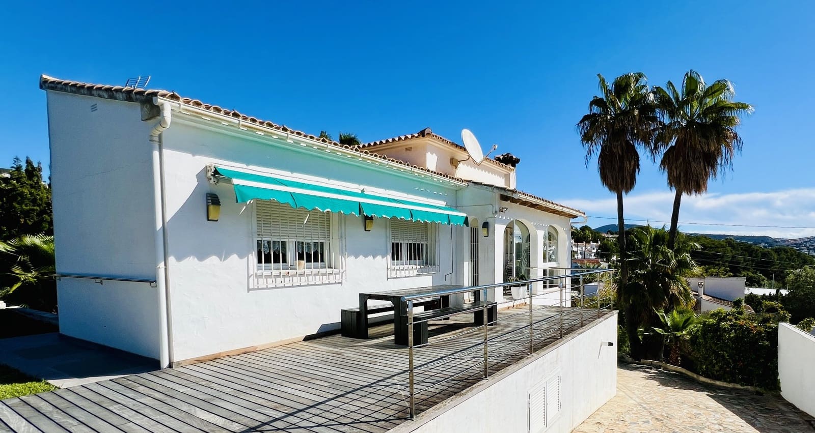 4 sovrum Villa till salu i Moraira med pool - 845 000 € (Ref: 8939131)