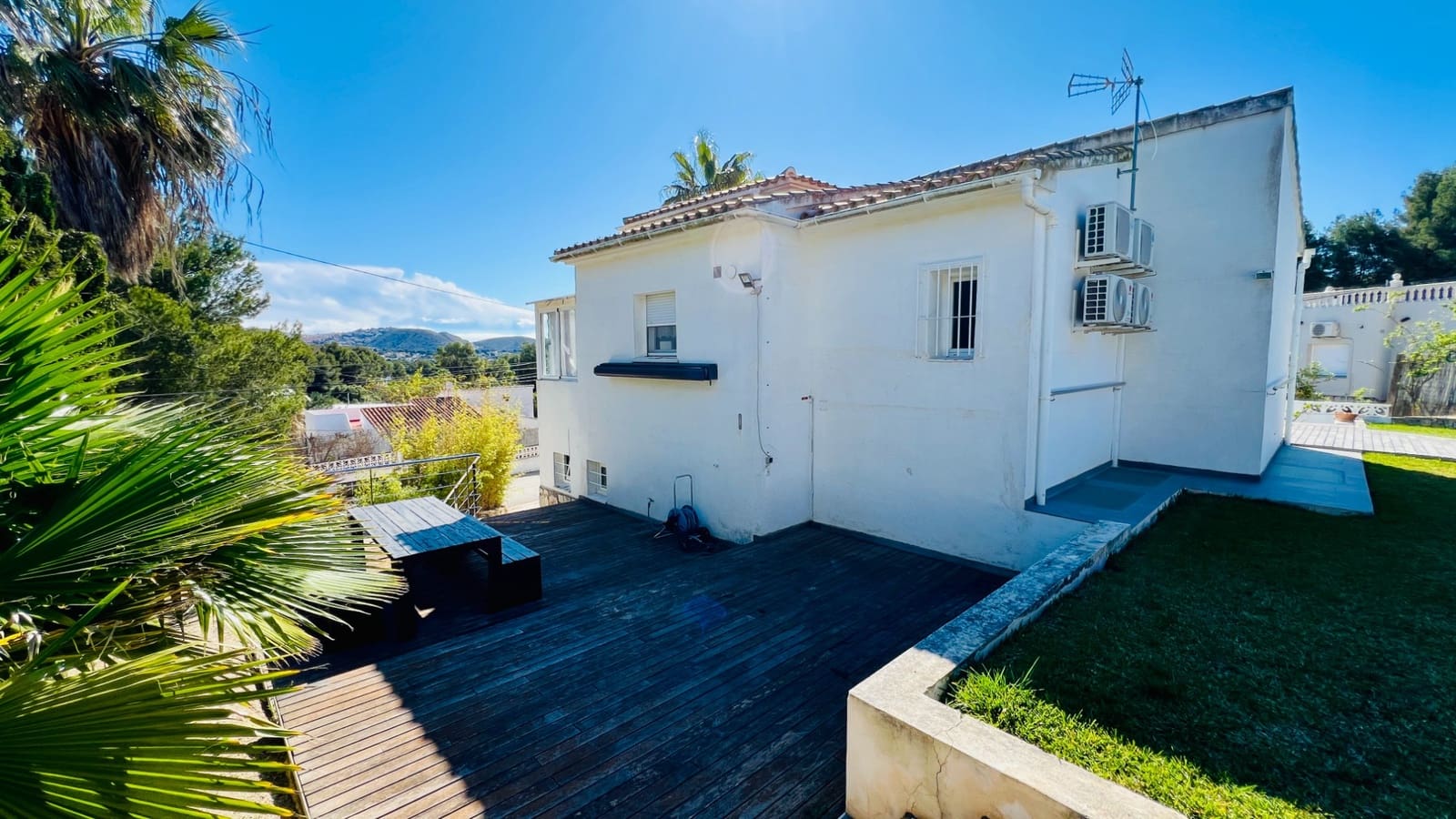 4 sovrum Villa till salu i Moraira med pool - 845 000 € (Ref: 8939131)