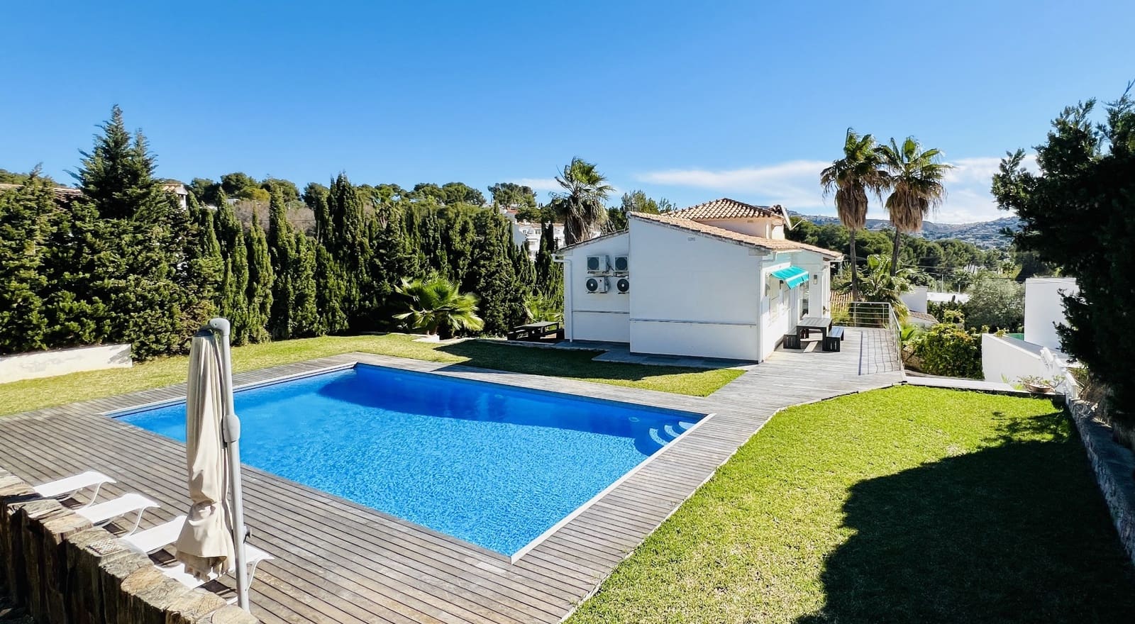 4 sovrum Villa till salu i Moraira med pool - 845 000 € (Ref: 8939131)