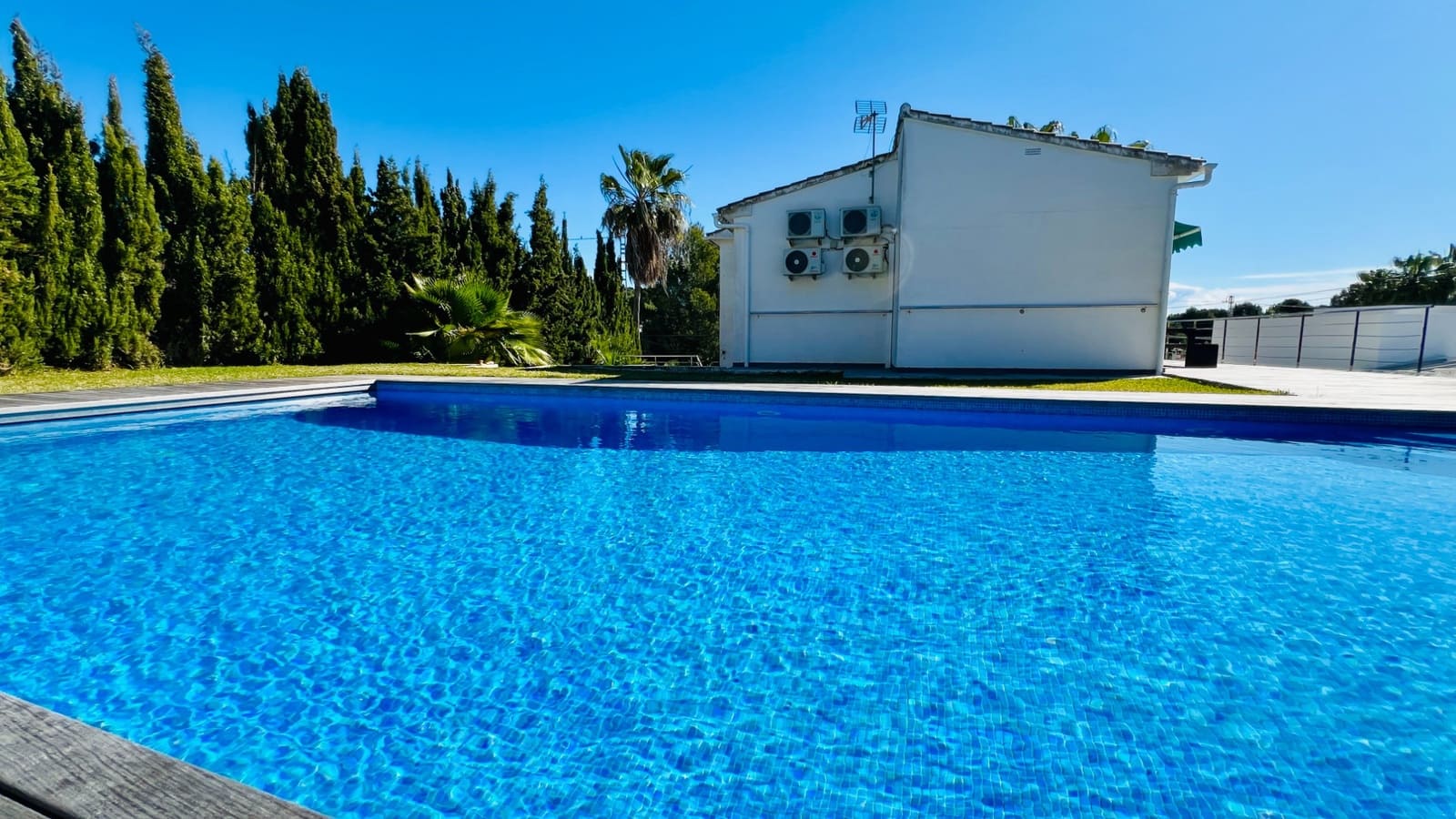 4 soveværelse Villa til salg i Moraira med swimmingpool - € 845.000 (Ref: 8939131)