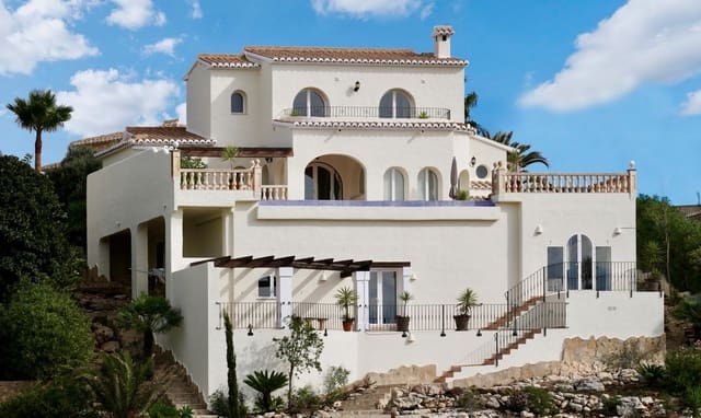 3 Zimmer Villa zu verkaufen in Cumbre del Sol, Benitachell / Benitatxell mit Pool - 895.000 € (Ref: 9041433)