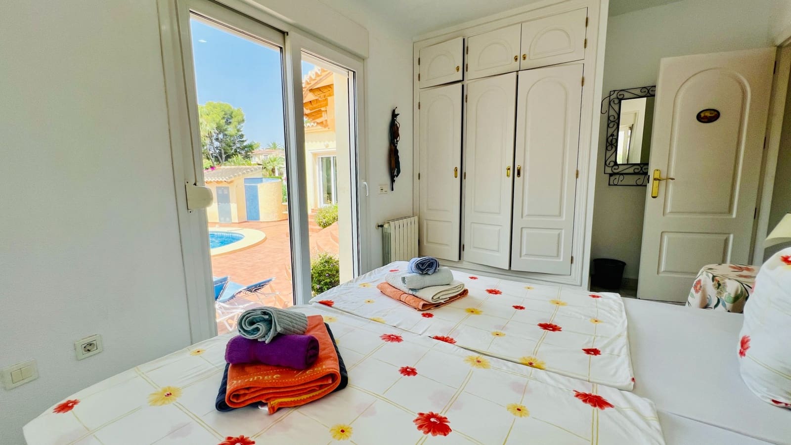 3 slaapkamer Villa te koop in Moraira met zwembad - € 650.000 (Ref: 9057994)