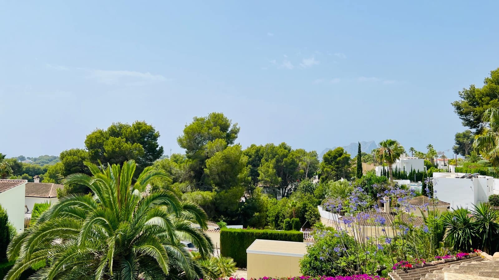 3 slaapkamer Villa te koop in Moraira met zwembad - € 650.000 (Ref: 9057994)