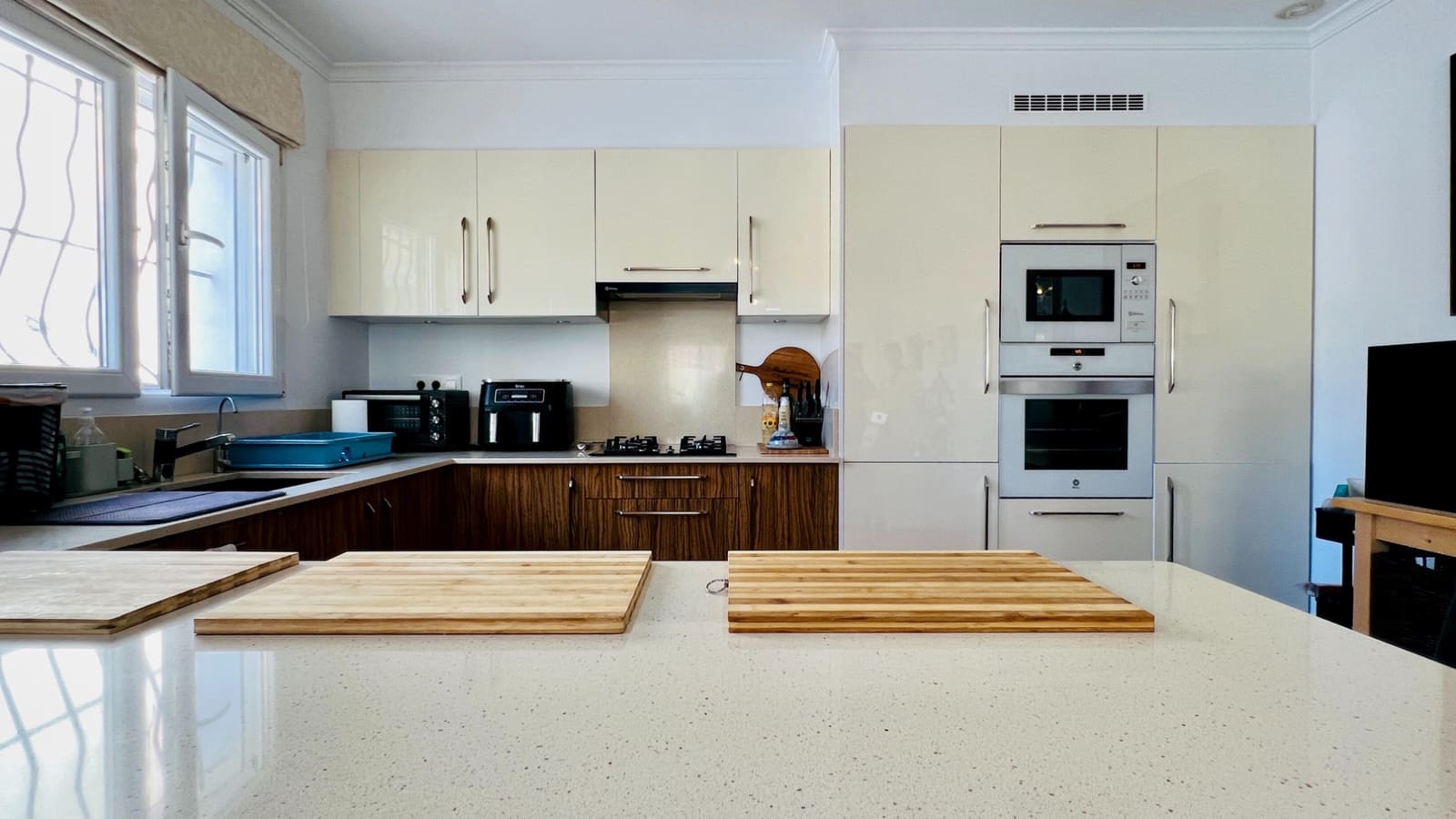 3 bedroom Villa for sale in Benitachell / Benitatxell with pool - € 430,000 (Ref: 9105553)