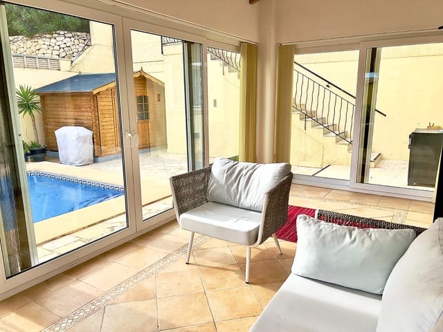 3 soveværelse Villa til salg i Benitachell / Benitatxell med swimmingpool - € 430.000 (Ref: 9105553)