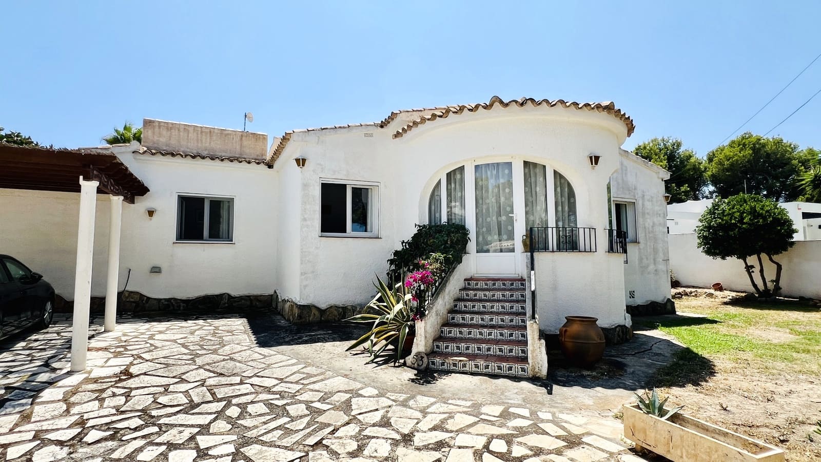 2 soveværelse Villa til salg i Moraira med swimmingpool - € 525.000 (Ref: 9146287)