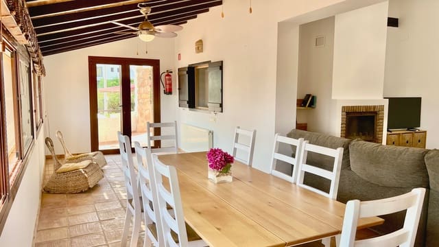 6 makuuhuone Huvila myytävänä paikassa Benissa mukana uima-altaan 
autotalli - 1 050 000 € (Ref: 9176887)