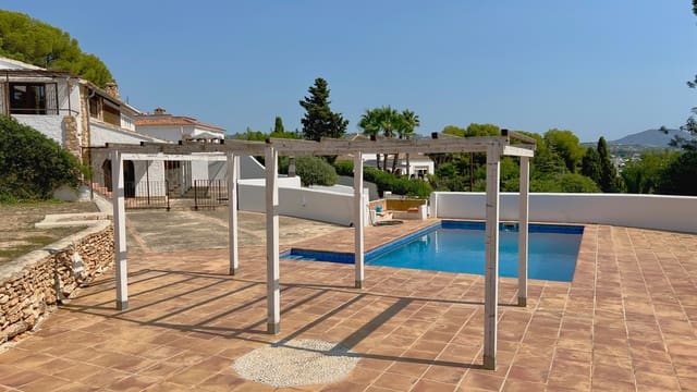 6 sypialnia Willa na sprzedaż w Benissa z basenem garażem - 1 050 000 € (Ref: 9176887)