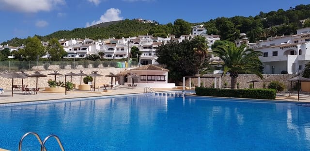 2 soverom Villa til salgs i Benitachell / Benitatxell med svømmebasseng - € 255 000 (Ref: 9201772)