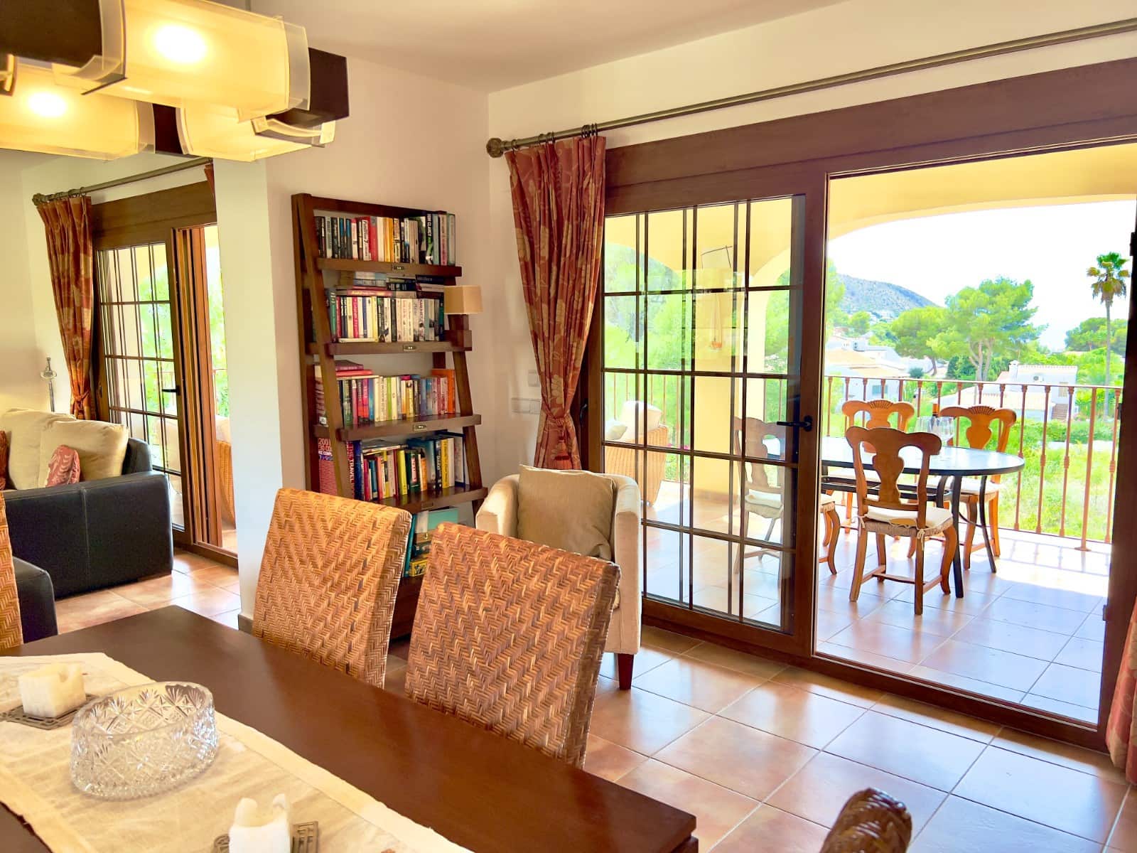 5 bedroom Villa for sale in Moraira with pool garage - € 925,000 (Ref: 9205719)