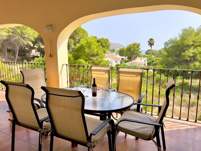 5 bedroom Villa for sale in Paichi, Teulada-Moraira with pool garage - € 925,000 (Ref: 9205719)