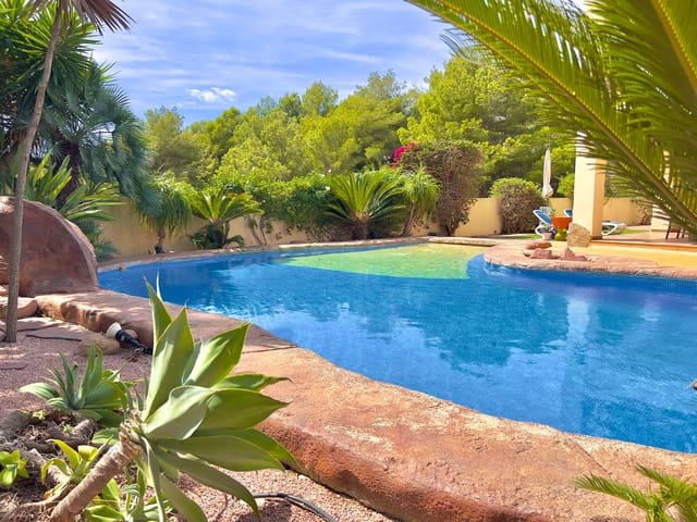 5 bedroom Villa for sale in Paichi, Teulada-Moraira with pool garage - € 925,000 (Ref: 9205719)