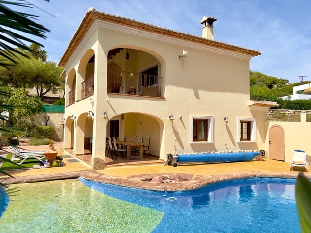 5 sovrum Villa till salu i Paichi, Teulada-Moraira med pool garage - 899 000 € (Ref: 9205719)