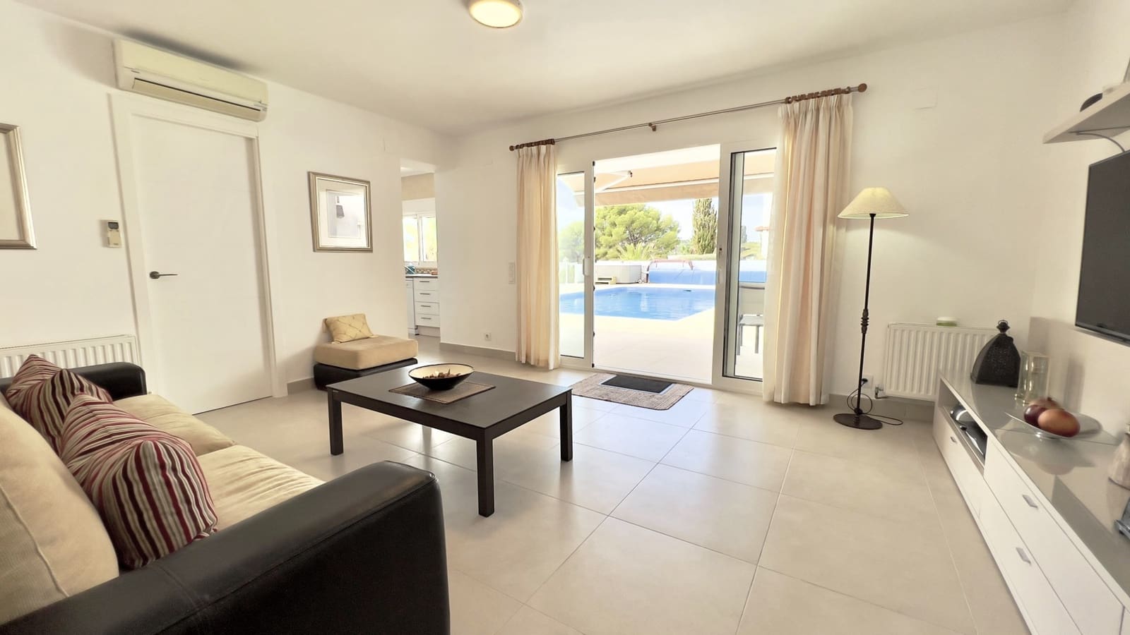 5 soverom Villa til salgs i Moraira med svømmebasseng garasje - € 1 695 000 (Ref: 9307098)