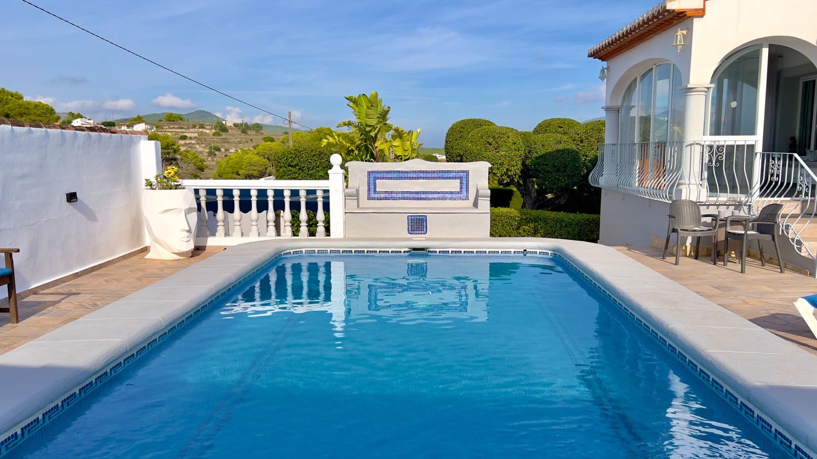 Chalet de 3 habitaciones en Benitachell / Benitatxell en venta con piscina - 495.000 € (Ref: 9326750)