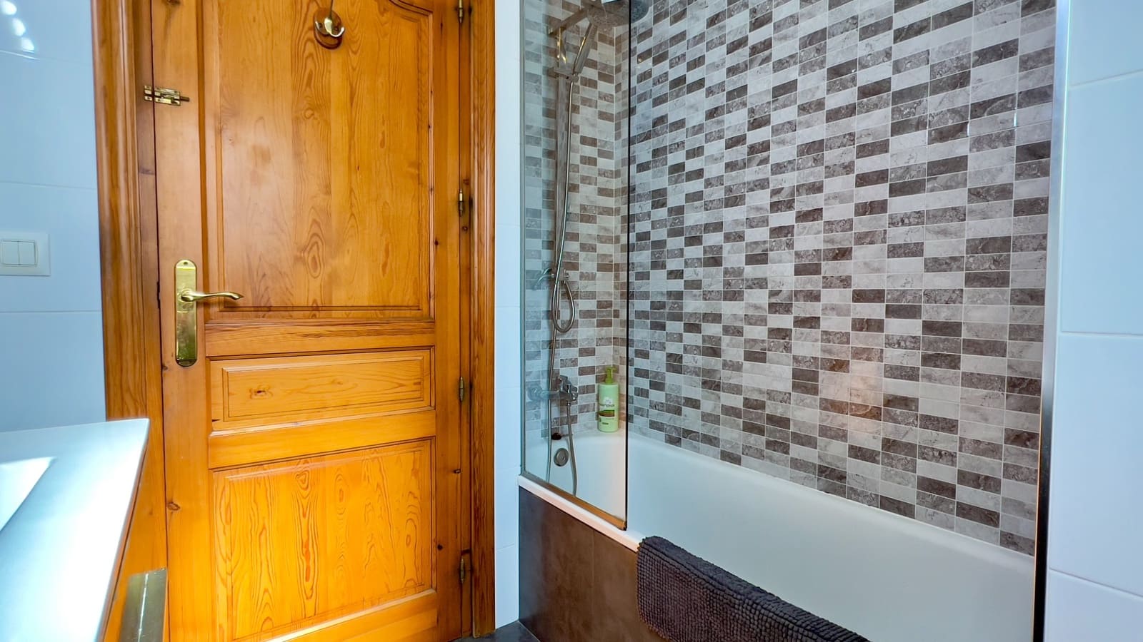 Chalet de 3 habitaciones en Benitachell / Benitatxell en venta con piscina - 495.000 € (Ref: 9326750)
