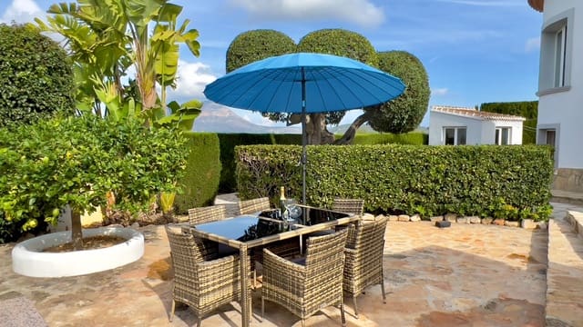 Chalet de 3 habitaciones en Benitachell / Benitatxell en venta con piscina - 495.000 € (Ref: 9326750)