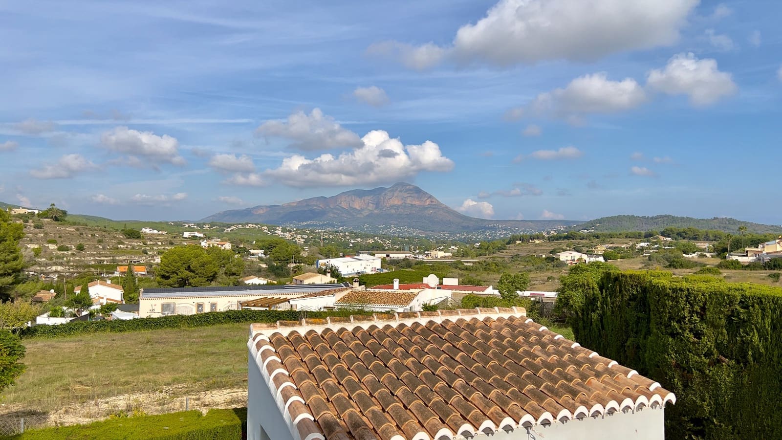 Chalet de 3 habitaciones en Benitachell / Benitatxell en venta con piscina - 495.000 € (Ref: 9326750)