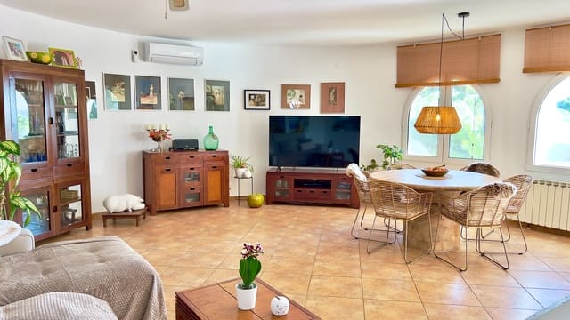 3 bedroom Villa for sale in Moravit - Cap Blanc, Teulada-Moraira with pool - € 825,000 (Ref: 9329748)