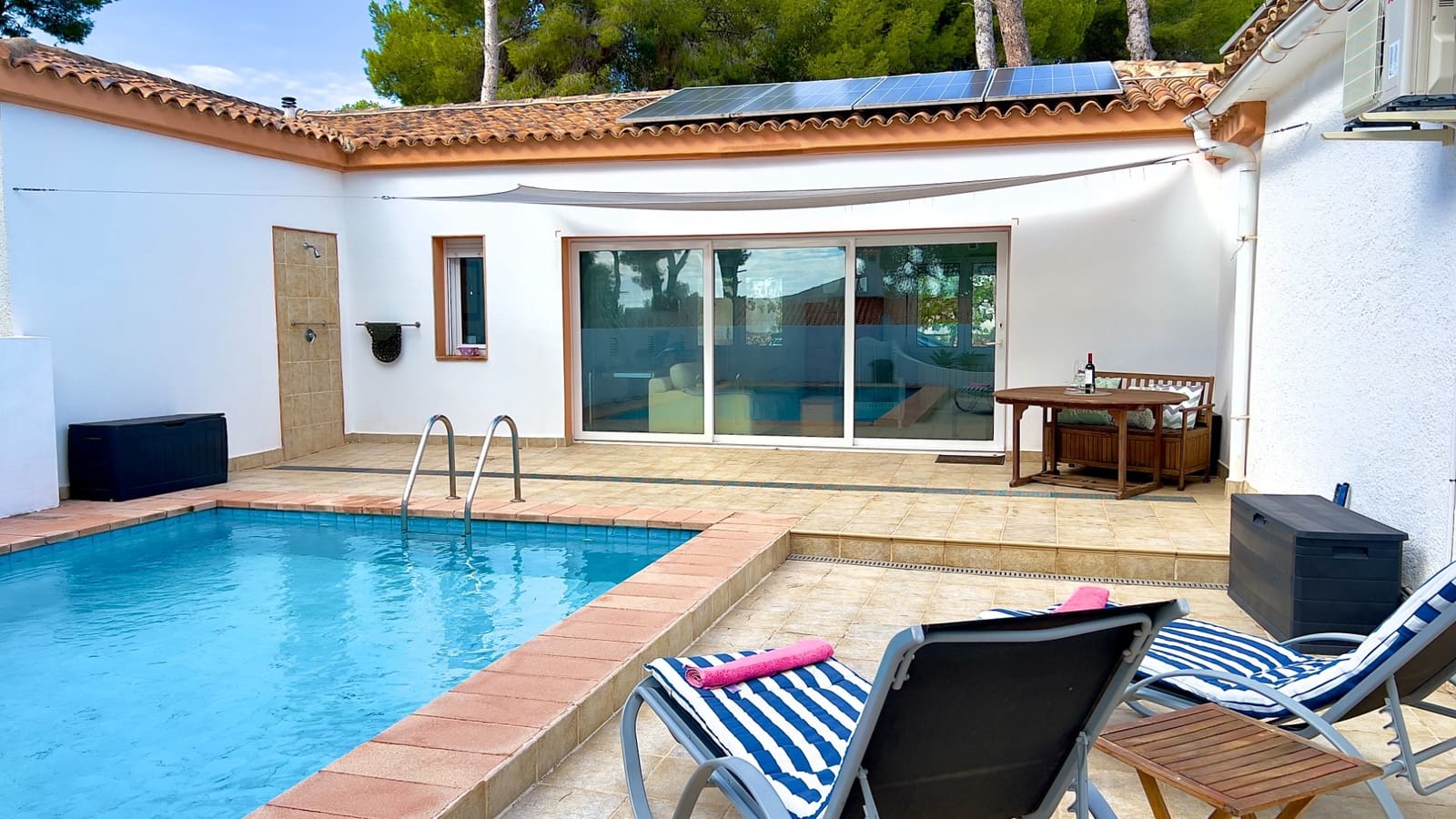 3 bedroom Villa for sale in Moraira with pool - € 825,000 (Ref: 9329748)