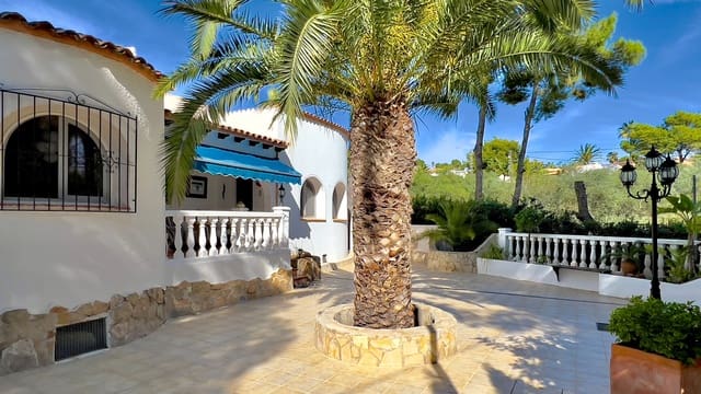3 slaapkamer Villa te koop in Moravit - Cap Blanc, Teulada-Moraira met zwembad - € 825.000 (Ref: 9329748)