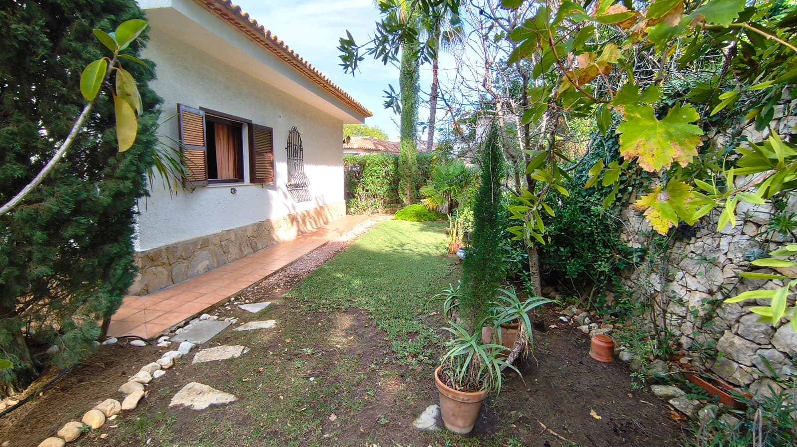 5 slaapkamer Villa te koop in La Sella met zwembad garage - € 750.000 (Ref: 9404736)