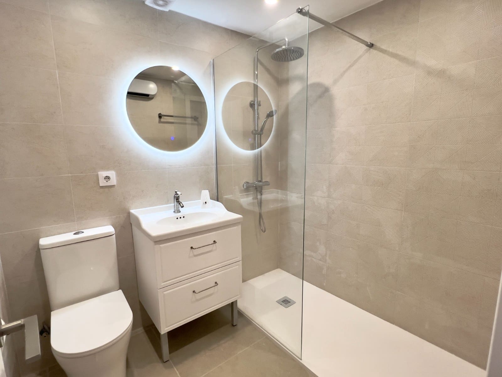 3 soverom Rekkehus til salgs i Moraira med svømmebasseng - € 295 000 (Ref: 9450553)