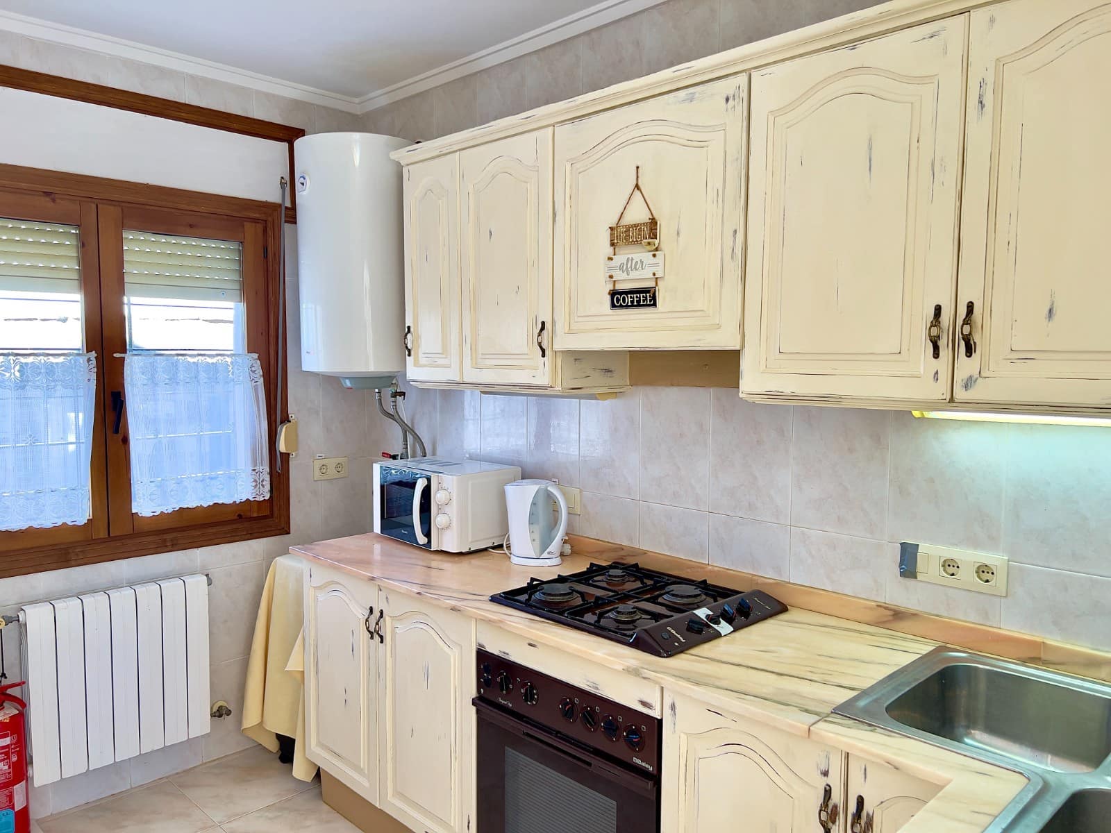 Chalet de 5 habitaciones en Benitachell / Benitatxell en venta con piscina - 560.000 € (Ref: 9451381)