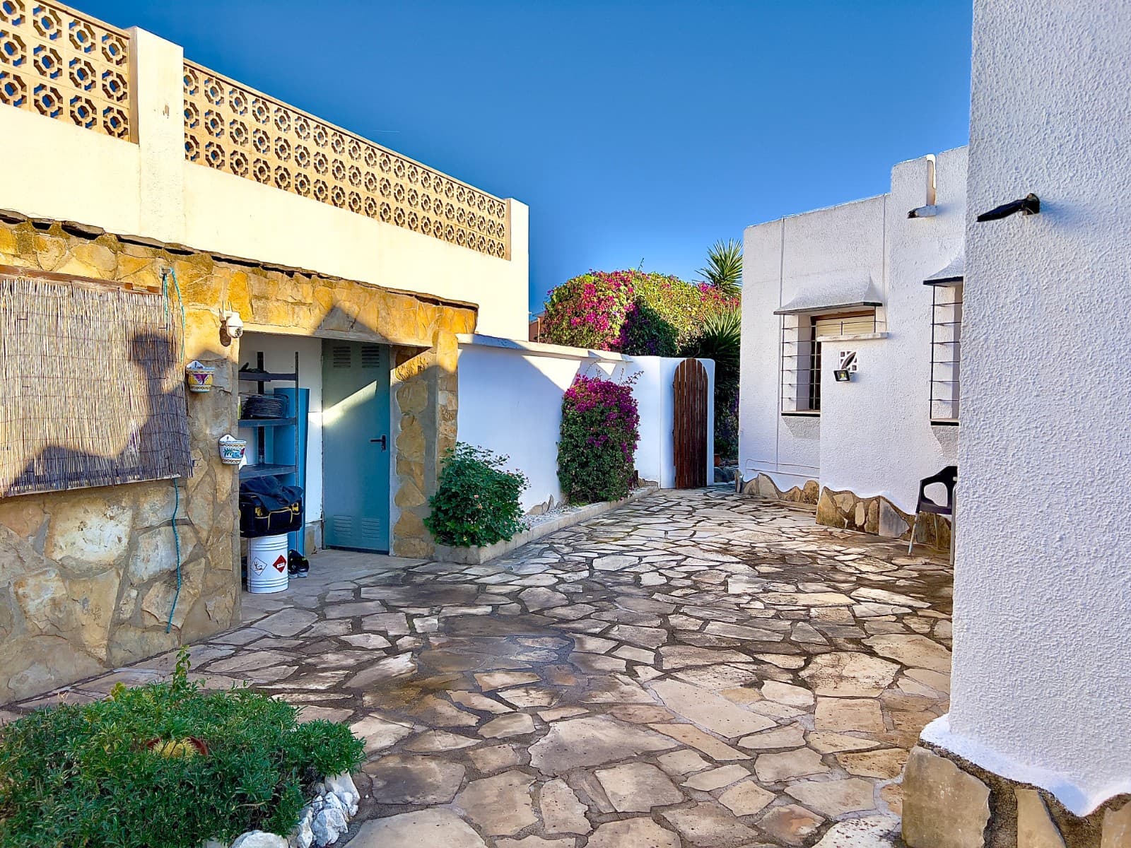 Chalet de 5 habitaciones en Benitachell / Benitatxell en venta con piscina - 560.000 € (Ref: 9451381)