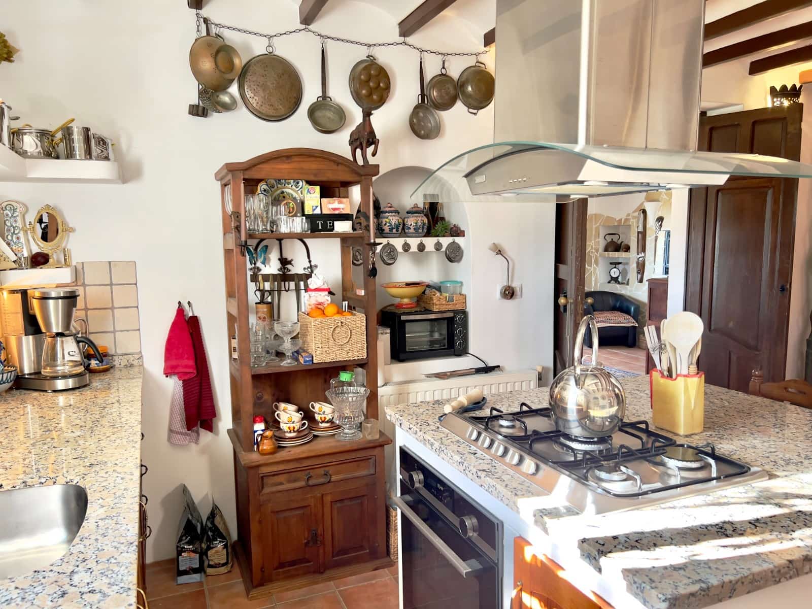 3 soveværelse Villa til salg i Benissa med swimmingpool - € 485.000 (Ref: 9528866)