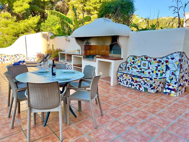 5 slaapkamer Villa te koop in Benissa met zwembad garage - € 1.190.000 (Ref: 9534917)