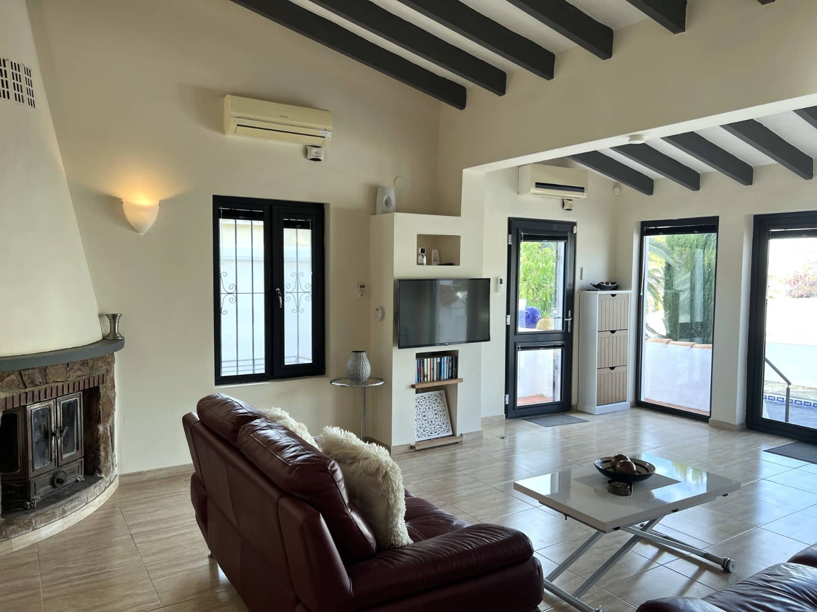 Chalet de 4 habitaciones en Moraira en venta con piscina garaje - 649.995 € (Ref: 9552000)