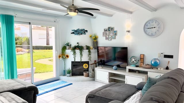 3 makuuhuone Huvila myytävänä paikassa Moravit - Cap Blanc, Teulada-Moraira mukana uima-altaan 
autotalli - 595 000 € (Ref: 9580364)