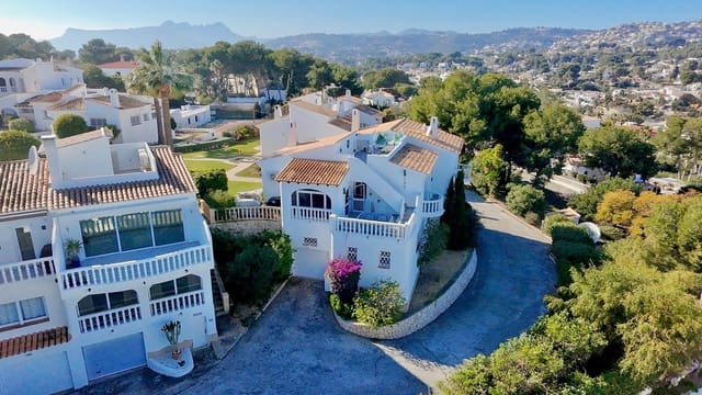 3 chambre Villa/Maison à vendre à Moravit - Cap Blanc, Teulada-Moraira avec piscine garage - 595 000 € (Ref: 9580364)