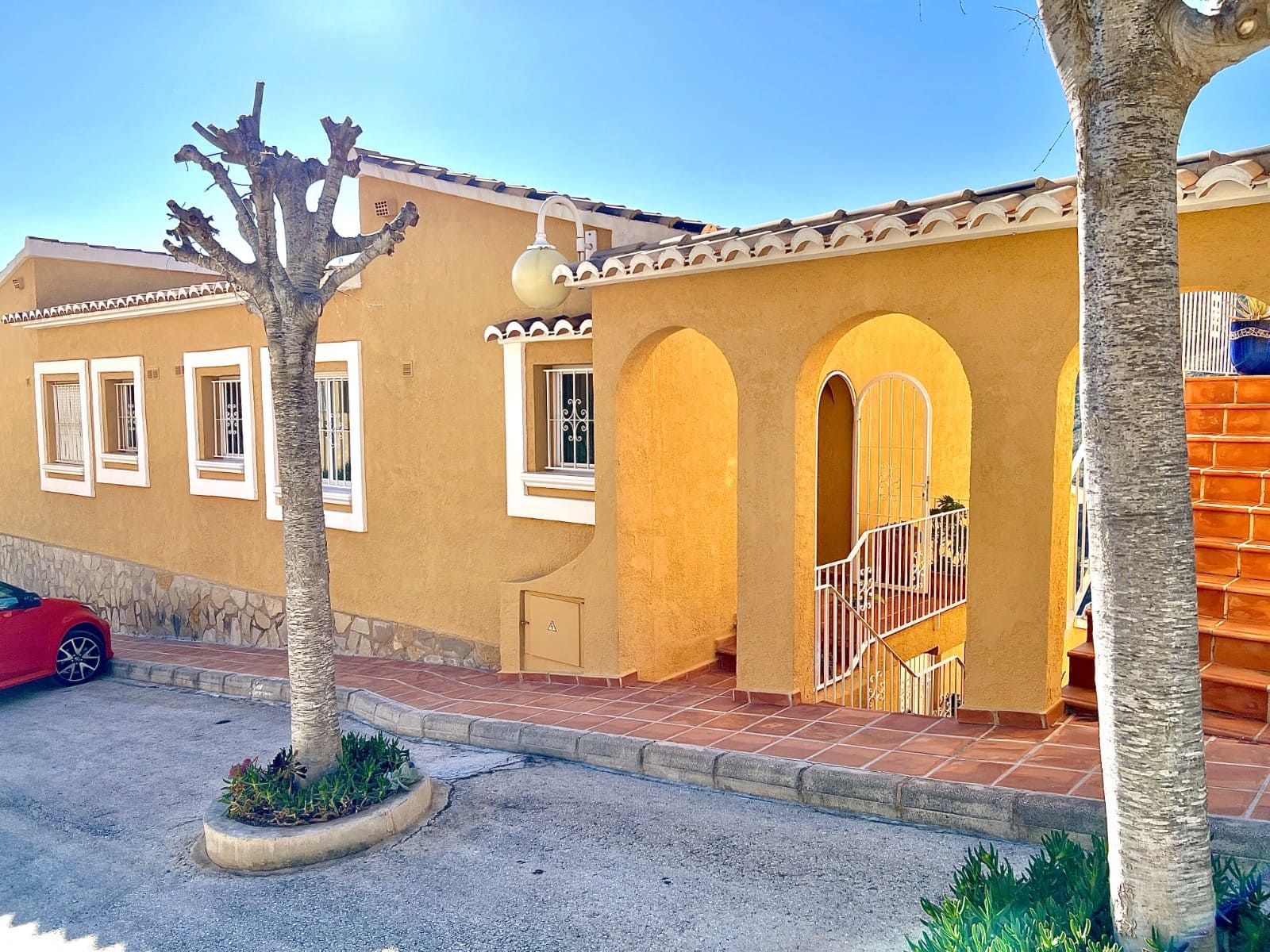 2 bedroom Penthouse for sale in Cumbre del Sol with pool - € 235,000 (Ref: 9628365)