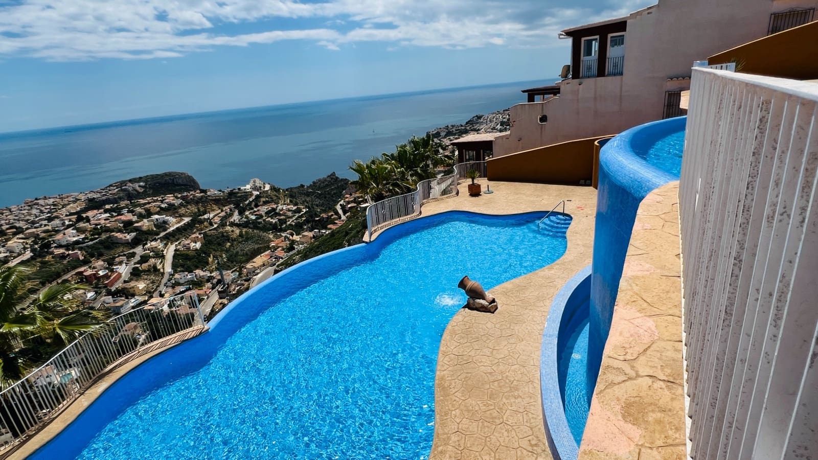 3 sypialnia Apartament na sprzedaż w Cumbre del Sol z basenem - 495 000 € (Ref: 9656862)