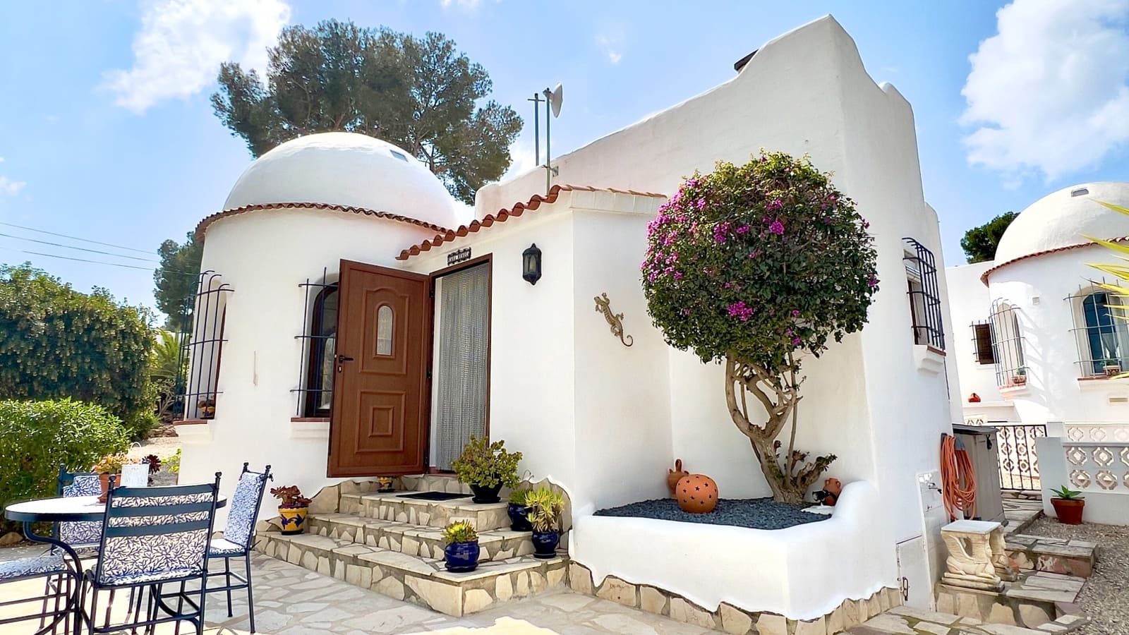 1 bedroom Villa for sale in Moraira with pool - € 350,000 (Ref: 9714047)