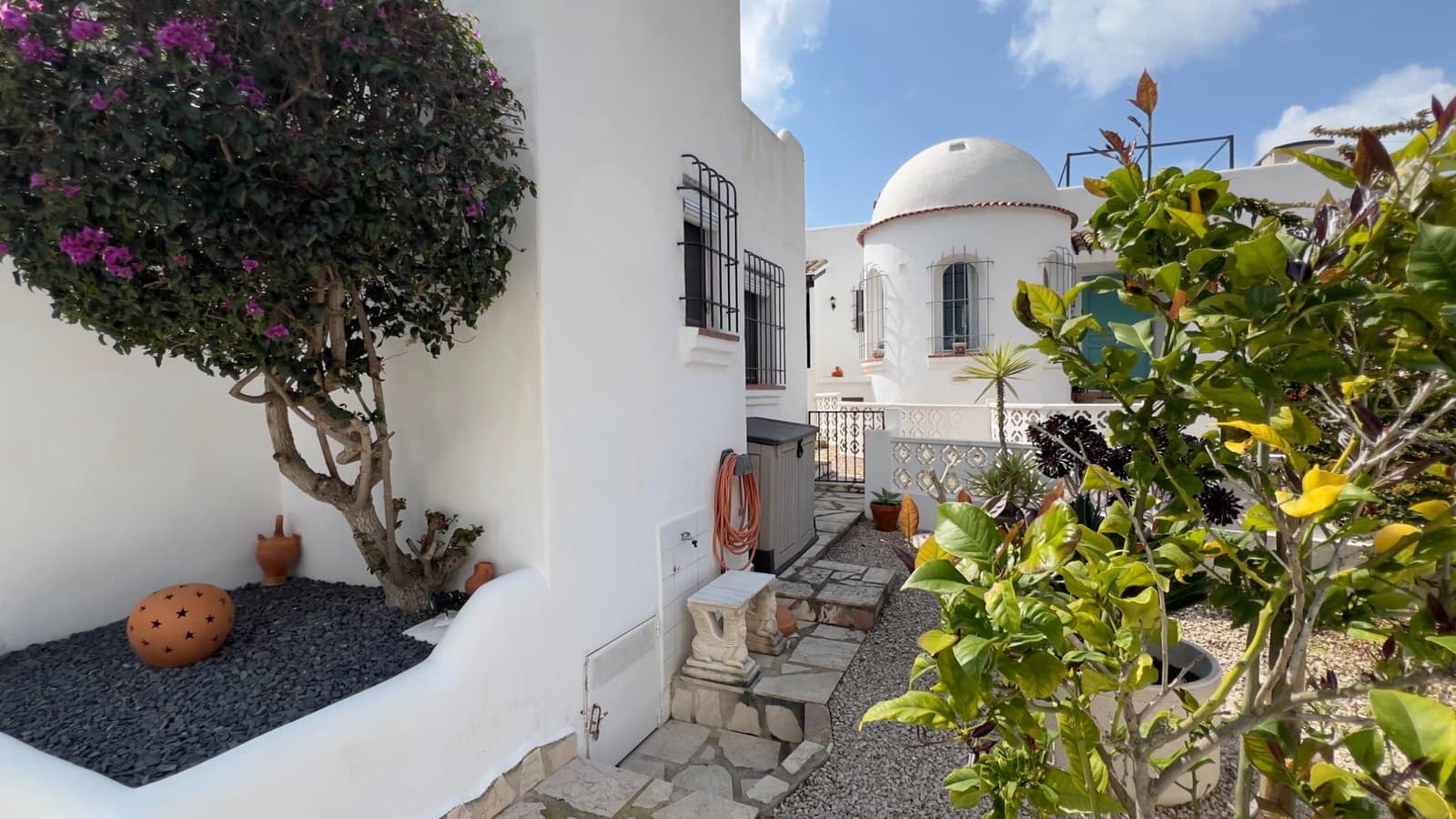 1 bedroom Villa for sale in Moraira with pool - € 350,000 (Ref: 9714047)